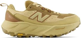 New Balance Mujer Fresh Foam X Hierro Trek en Marr&oacute;n, Gamuza/Malla, Talla 36.5