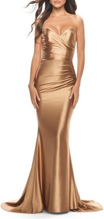 La Femme Sweetheart Trumpet Liquid Jersey Gown with Ruching in Bronze at Nordstrom, Size 12