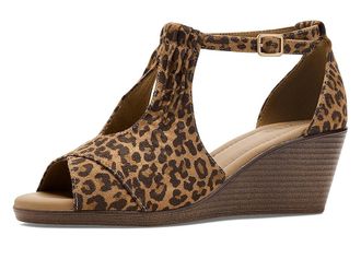 Journee Collection Kedzie Womens Wedge Shoes Leopard : 6.5 M, Synthetic