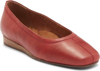 Softwalk Vera Cruz Flat in Dark Red Pearl at Nordstrom Rack, Size 10.5