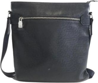 Louis Vuitton Pre-owned Cross Body Bags, male, Black, Size: ONE SIZE Pre-owned Taiga Shoulder Bag