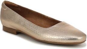Naturalizer Kelley Ballet Flat in Light Champagne Faux Leather at Nordstrom Rack, Size 7.5