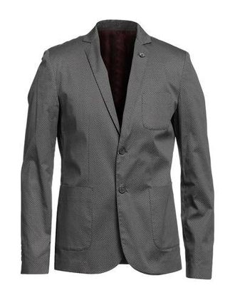 Signs Milano Blazers