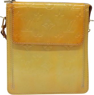 Louis Vuitton Mott Beige Patent Leather Shoulder Bag (Pre-Owned)