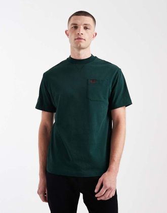 Fred Perry T-shirt verde scuro con logo sulla tasca