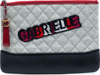 Chanel Pre-owned Womens Medium Quilted Wool And Calfskin Gabrielle O Case Clutch - Light Grey Textile - One Size