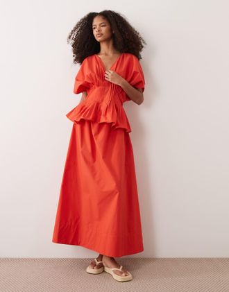 Asos Vestito lungo a peplo con scollo a V e vita stretta rosso