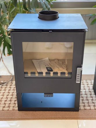 Verso Estufa De Le&ntilde;a Rheia 5 Kw, Calefacci&oacute;n Eficiente Y Ecol&oacute;gica Para Hogar