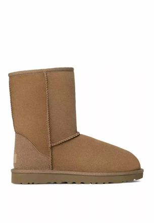 UGG Womens Classic Short Ii Boot In Chestnut