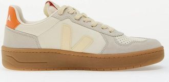 Veja V 82