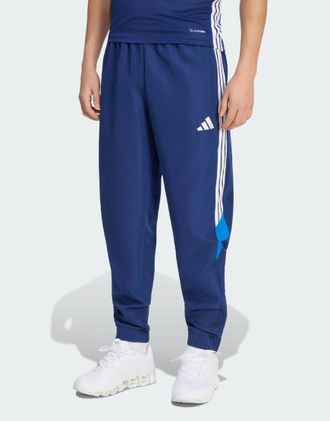 adidas adidas Performance - Tiro 26 Essentials - Pantaloni blu scuro / blu reale acceso