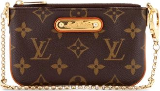 Louis Vuitton Milla Pochette Monogram Canvas PM clutch bag - Bruin