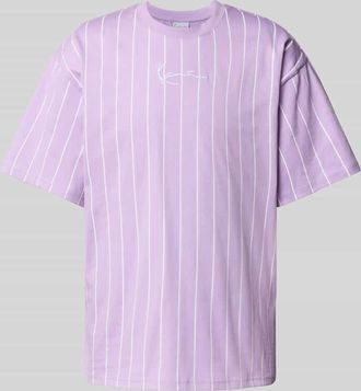 Karl Kani T-Shirt mit Label-Stitching in Violett, Gr&ouml;&szlig;e XS