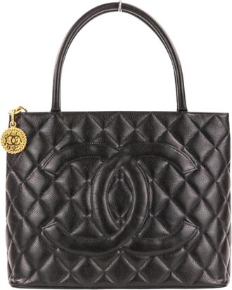 Chanel Matelasse Black Grained Calfskin Handbag Tote Bag (Pre-Owned)