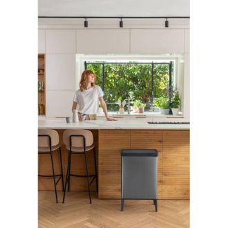 Dmora Dmora - Contenedor De Basura Tofino, Cubo De La Basura, Papelera Para Recogida Selectiva De Residuos, Gabinete De Basura, 44x27 H69 Cm, Gris Oscuro