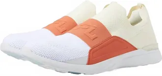 Athletic Propulsion Labs Womens Techloom Bliss Shoe In Pristine/terracotta/white