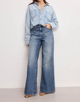 Good American Oversized Shirt With Front Pockets In Indigo Denim