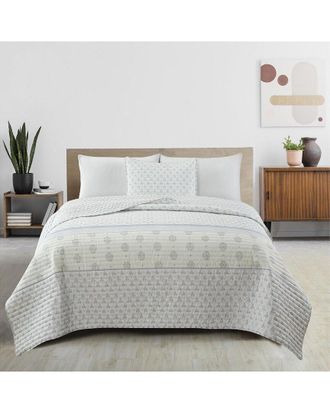 Patina Vie Maison Vintage Floral Printed Quilt Set