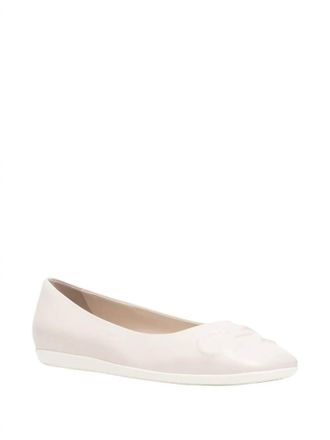 Ferragamo Womens Gancini Ballerina Shoes In Bone