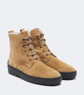 Tod's Gommino shearling-lined suede lace-up boots