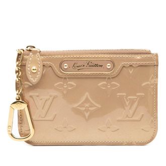 Louis Vuitton Beige Poodle Patent Leather Pochette (Pre-Owned)