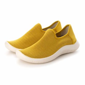 Arcopedico Womens Gaia Low Top Shoes In Mustard