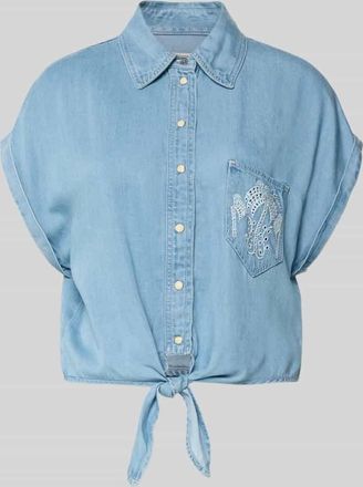 Guess Jeansbluse mit Brusttasche Modell AMBRA in Hellblau, Gr&ouml;&szlig;e XL