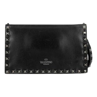 Valentino Pre-owned Clutches, female, Black, Size: ONE SIZE Pre-owned Clutch Rockstud Noir