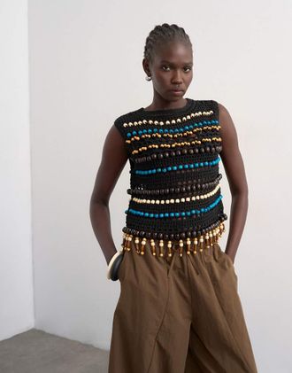 Topshop Top senza maniche in maglia alluncinetto nero con perline