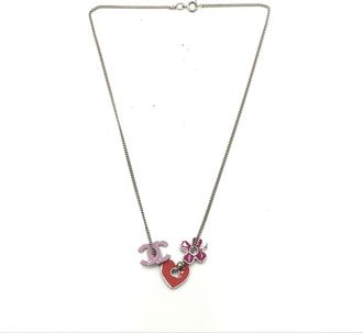 Chanel Vintage Heart And Charms Pendant Womens Necklace (Pre-Owned)