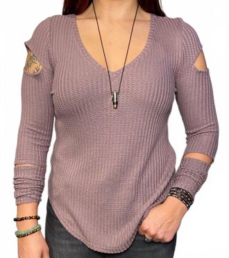 Chaser Thermal Cutout Sleeve Top In Mauve