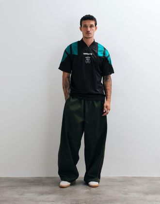 adidas adidas Football Liverpool 26/27 EQT jersey nero e verde