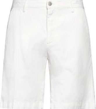 Massimo Alba BOTTOMWEAR - Shorts & Bermuda Shorts sur YOOX.COM