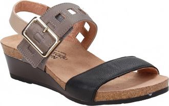 Naot Womens Dynasty Sandal In Black/grey