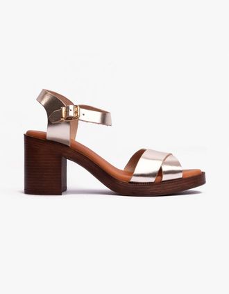 Hush Puppies Womens Hush Puppies GEORGIA Womens Sandals Gold - Size: 8