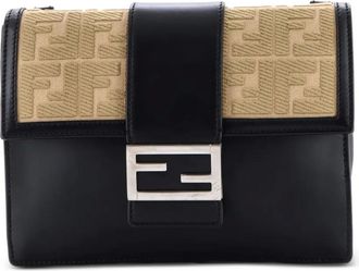 Fendi Flat Baguette Leather with Zucca Jacquard Medium crossbody bag - Zwart