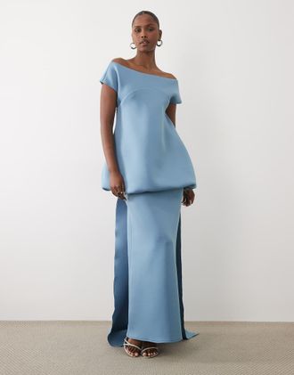 Asos Vestito lungo blu con scollo alla Bardot, strascico e corpino a palloncino