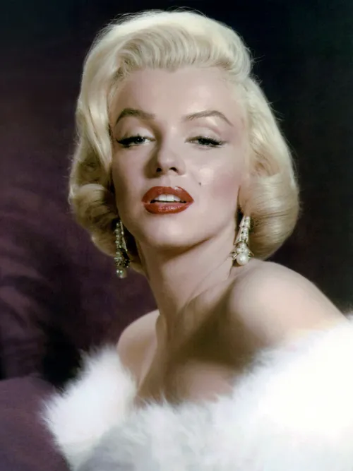 Super popular make-up trend (not only on TikTok): The Marilyn Monroe look