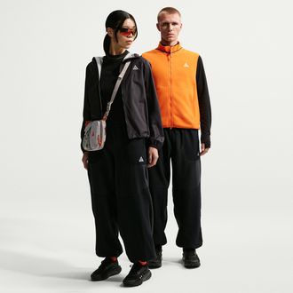 Nike Mens Nike ACG Wolf Tree Plus Fleece Pants in Black | HJ2864-010