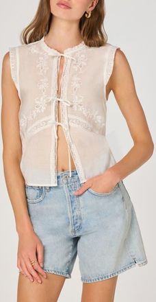 ASTR the Label Lace Trim Tie Front Top in White at Nordstrom, Size X-Small
