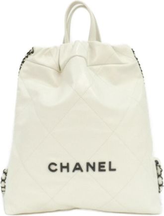 Chanel White Leather Backpack (Pre-Owned)