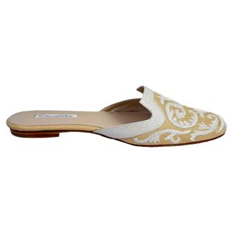 Oscar De La Renta Oscar De La Renta Embroidered Mules in Beige Raffia