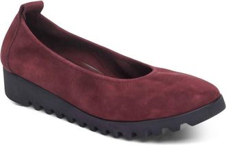 Aetrex Womens Brianna Slip-On Ballet Flat In Burgendy