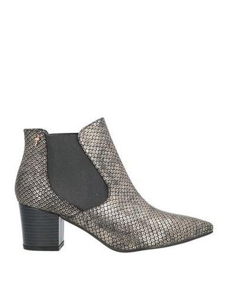 Menbur Ankle boots