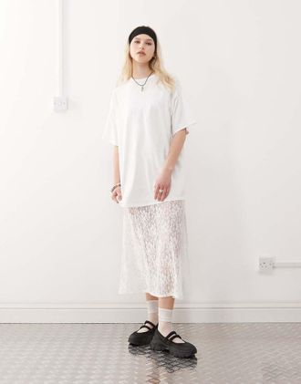 Reclaimed Vintage t-shirt midi dress with lace skirt in white