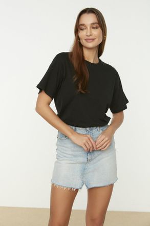 Trendyol Vrouwen Ronde hals Standaard mouw Basis T-shirt