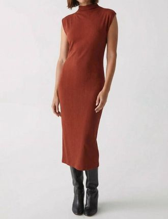 Michael Stars Iolanda Power Shoulder Midi Dress In Lava