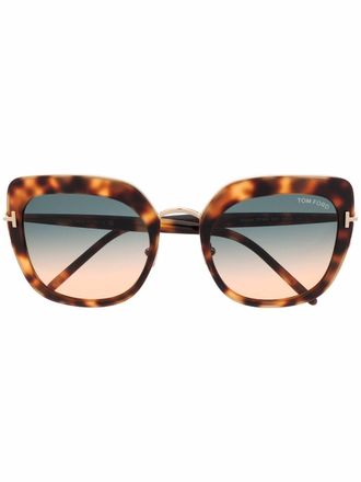 Tom Ford Eyewear Oversized tinted sunglasses - Brown