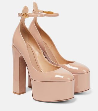 Valentino Garavani Pumps Tan-Go in vernice con plateau