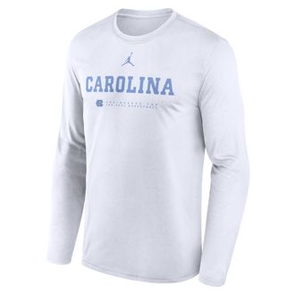 Nike Jordan Mens North Carolina Courtside Basketball Shootaround Legend Jordan Brand Dri-FIT College Long-Sleeve T-Shirt in White | 0JTJ10ANCN-NK9